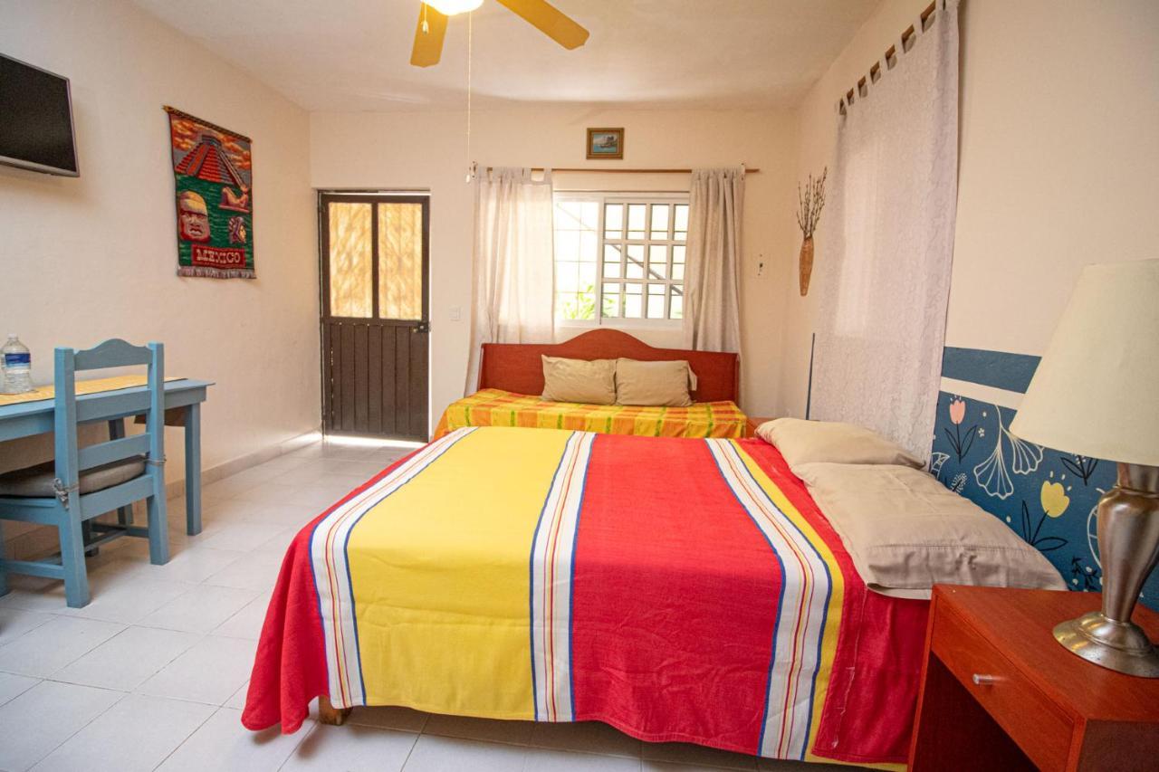 La Casa Del Almendro Hotel Playa del Carmen Eksteriør billede